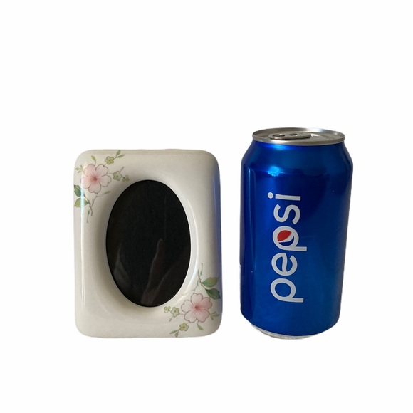 Mini Ceramic Baby Floral Photo Frame - Picture 4 of 6